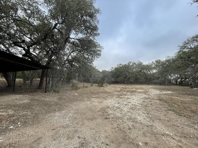 More Photos Of 10151 State Highway 16 S, Pipe Creek Office Residential For Sale