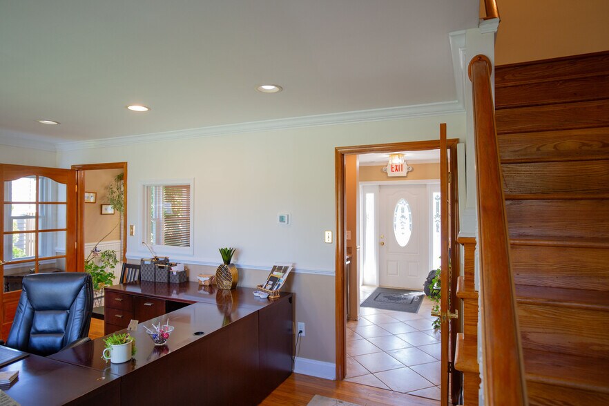 More Photos Of 524 S Main St, Bel Air Office For Sale
