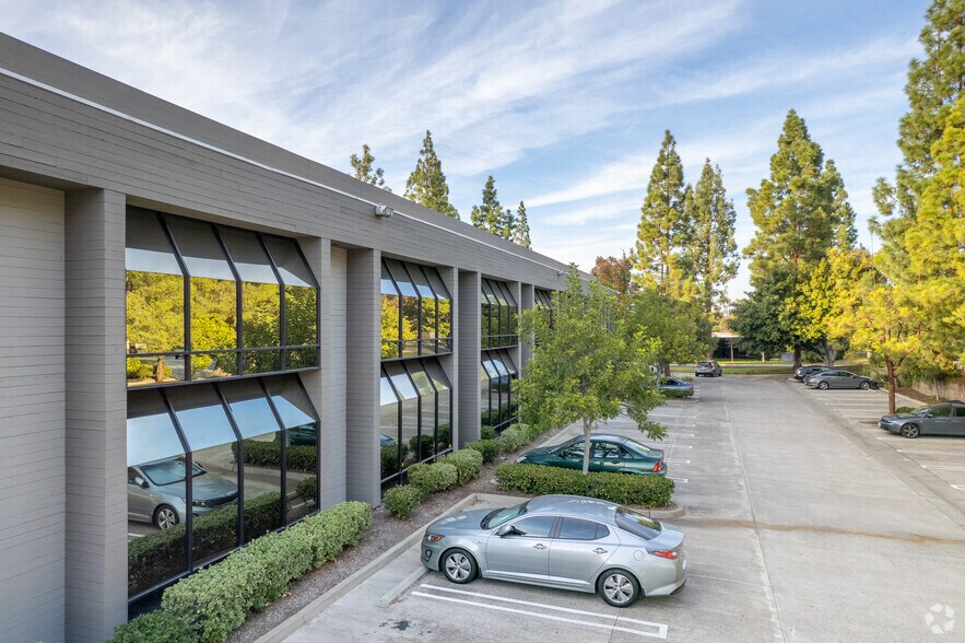 More Photos Of 23232 Peralta Dr, Laguna Hills Office For Sale