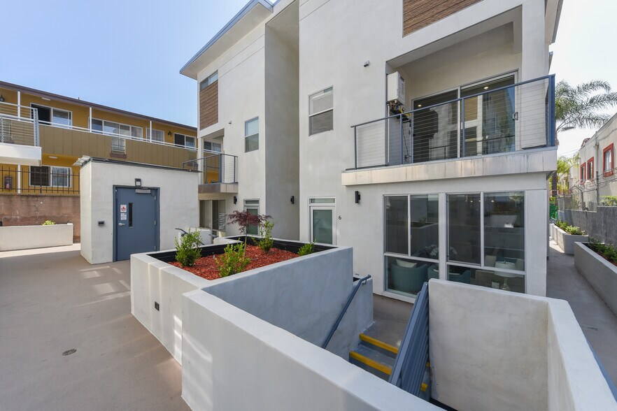 More Photos Of 1245 N New Hampshire Ave, Los Angeles Apartments For Sale