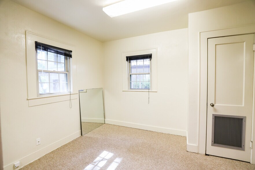 More Photos Of 1234 NW 14th Ave, Gainesville Medical For Lease