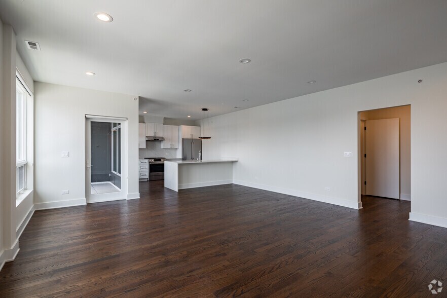 More Photos Of 3001 N Southport Ave, Chicago Apartments For Lease