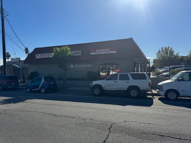 More Photos Of 13920 Foothill Blvd, Sylmar Storefront Retail Office For Lease