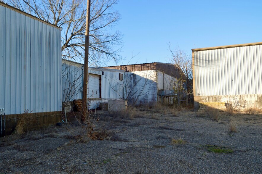 More Photos Of 1300 S Bolton St, Jacksonville Warehouse For Sale