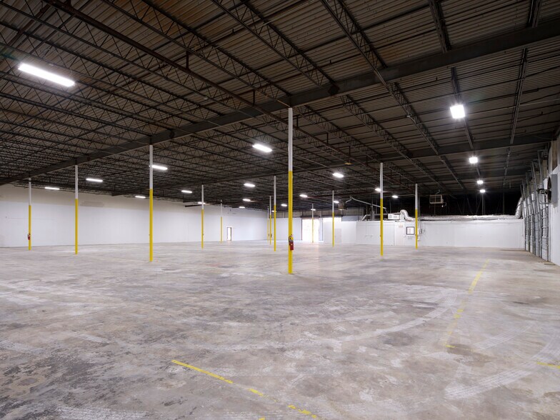 More Photos Of 3645 Oakcliff Rd, Doraville Warehouse For Sale