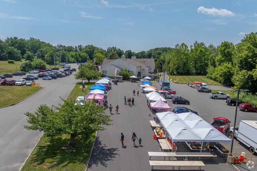 More Photos Of 75 State Route 15, Lafayette Unknown For Lease