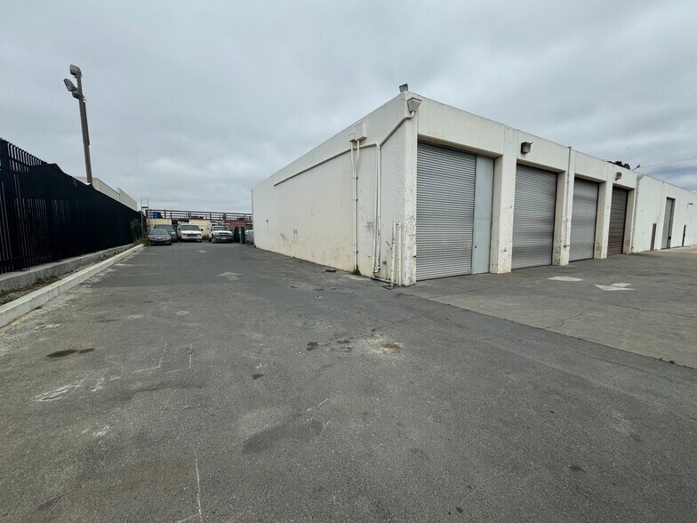 More Photos Of 352 Griffin St, Salinas Warehouse For Lease
