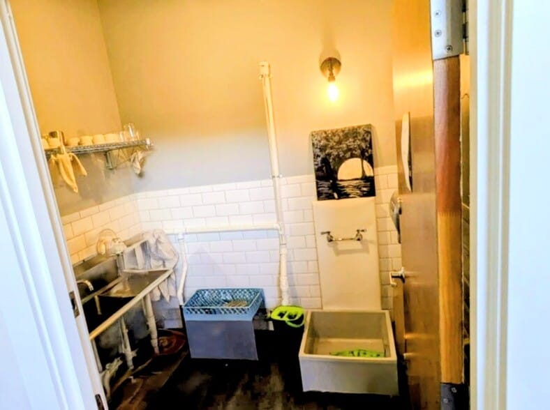 More Photos Of 215 W Clay St, Richmond Office Residential For Sale