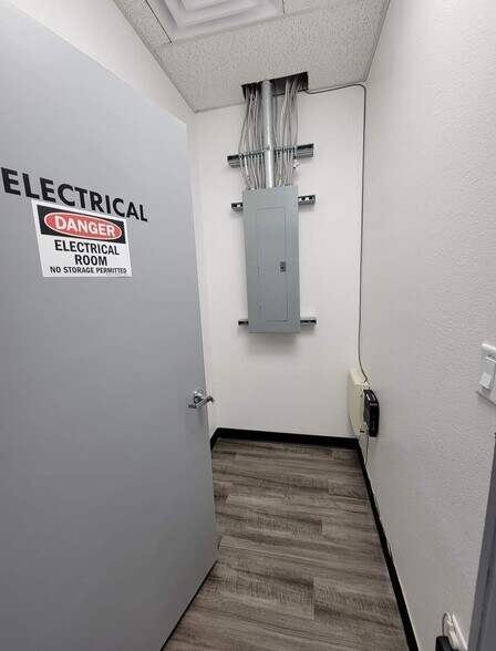 More Photos Of MacArthur Blvd & Vista Ridge Mall Dr, Lewisville Unknown For Lease