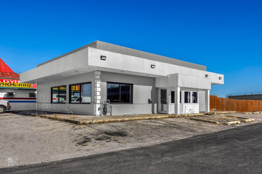 Primary Photo Of 6625 Columbia Ave, Hammond Restaurant For Sale