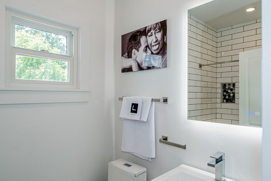 More Photos Of 2810 Griffin Ave, Richmond Apartments For Sale