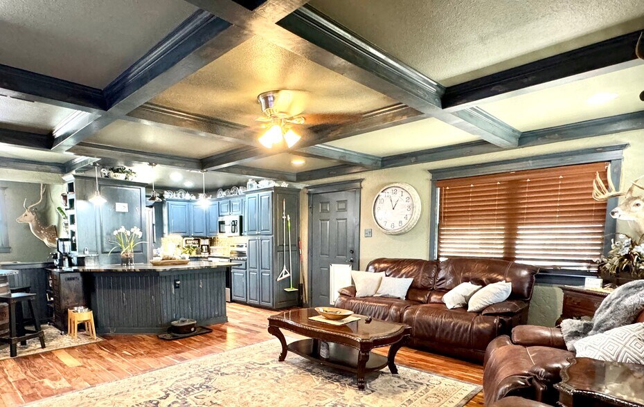 More Photos Of 1321 N FM 56, Glen Rose Trailer Camper Park For Sale