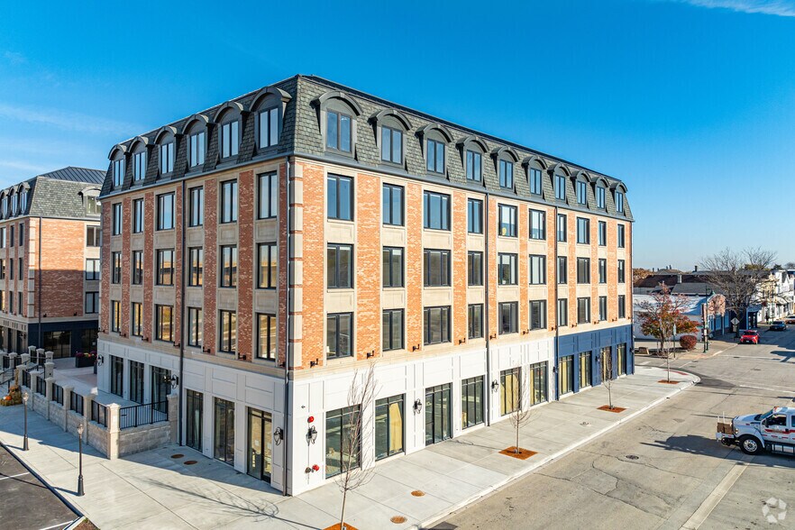 More Photos Of 225 Canal St, Lemont Apartments For Lease