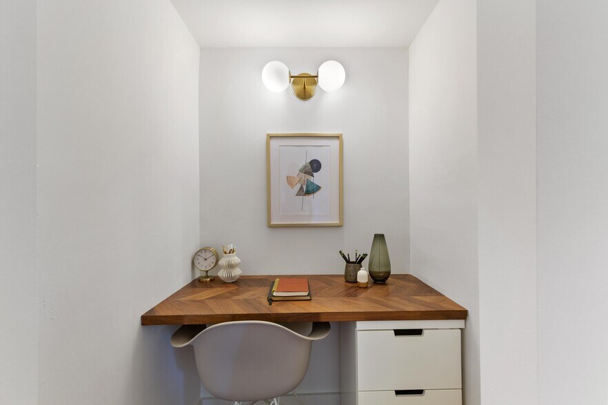 More Photos Of 1539 E 38th St, Oakland Apartments For Sale