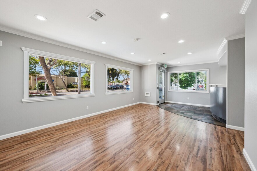 More Photos Of 14000 E 14th St, San Leandro Medical For Sale