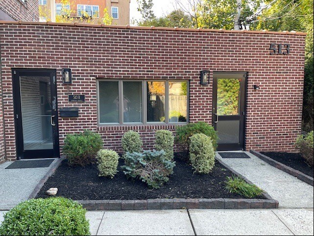More Photos Of 513R Raritan Ave, Highland Park Office Residential For Lease