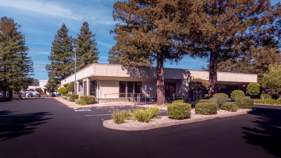 More Photos Of 1700 Soscol Ave, Napa Unknown For Lease