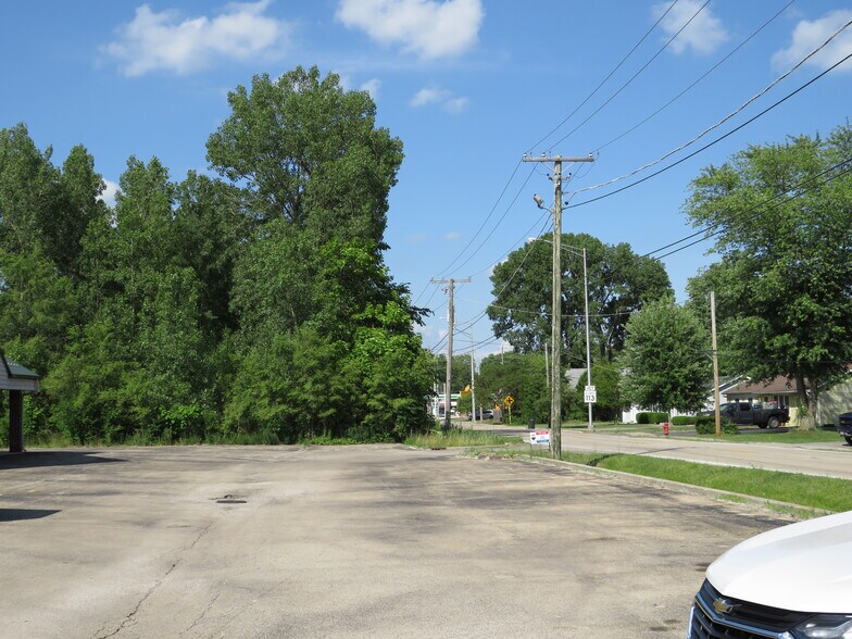 More Photos Of 264-272 S Front St, Braidwood Freestanding For Lease