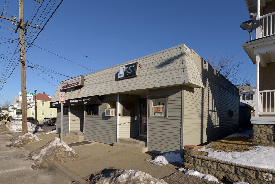 Primary Photo Of 492-494 Warren Ave, East Providence Storefront Retail Office For Lease