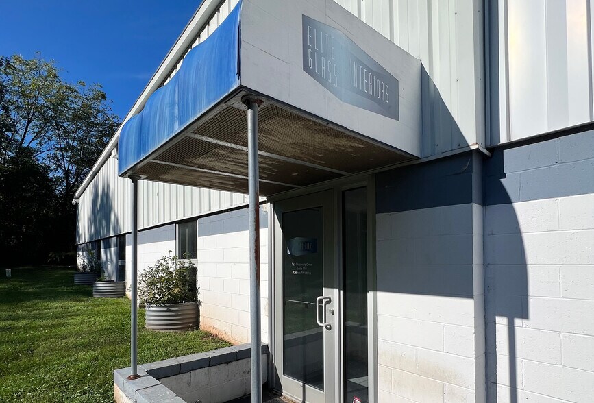 More Photos Of 185 Discovery Dr, Colmar Warehouse For Lease