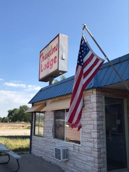 More Photos Of 609 E 15th St S, Eads Hotel For Sale