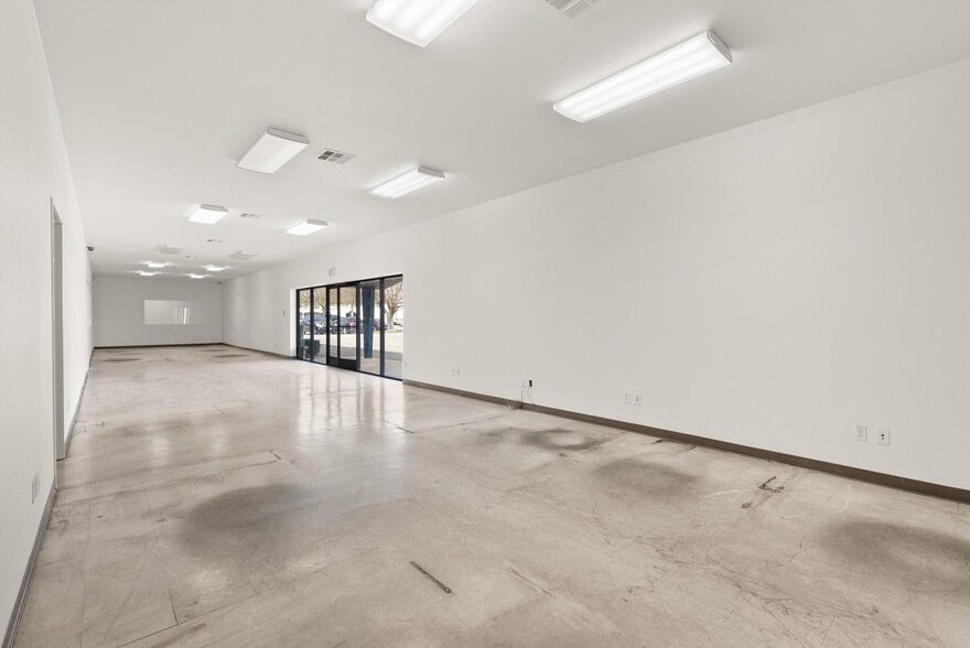 More Photos Of 6951 Oran Cir, Buena Park Warehouse For Lease