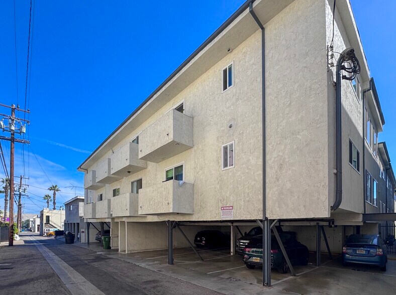 More Photos Of 1015 3rd St, Santa Monica Apartments For Sale