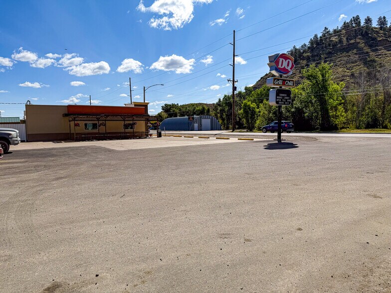 More Photos Of 1290 Front St, Forsyth Freestanding For Sale