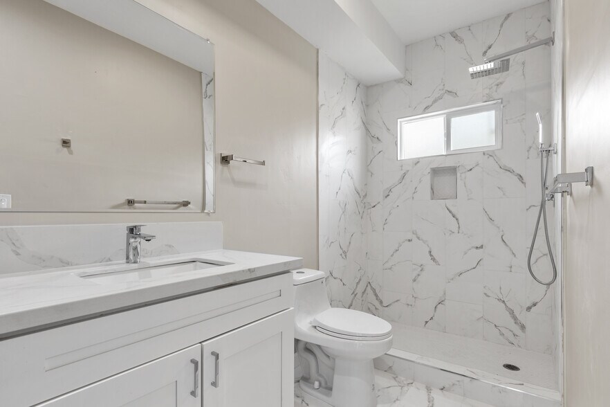 More Photos Of 6144 Pontiac St, San Diego Apartments For Sale