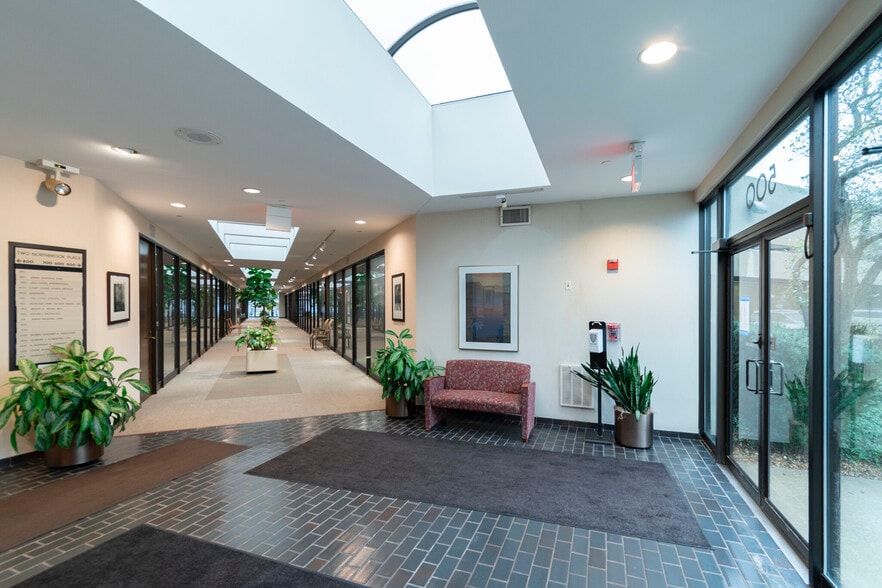 More Photos Of 60 Revere Dr, Northbrook Medical For Lease