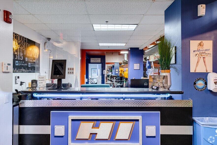 More Photos Of 1315 Walnut St, Philadelphia Office For Lease