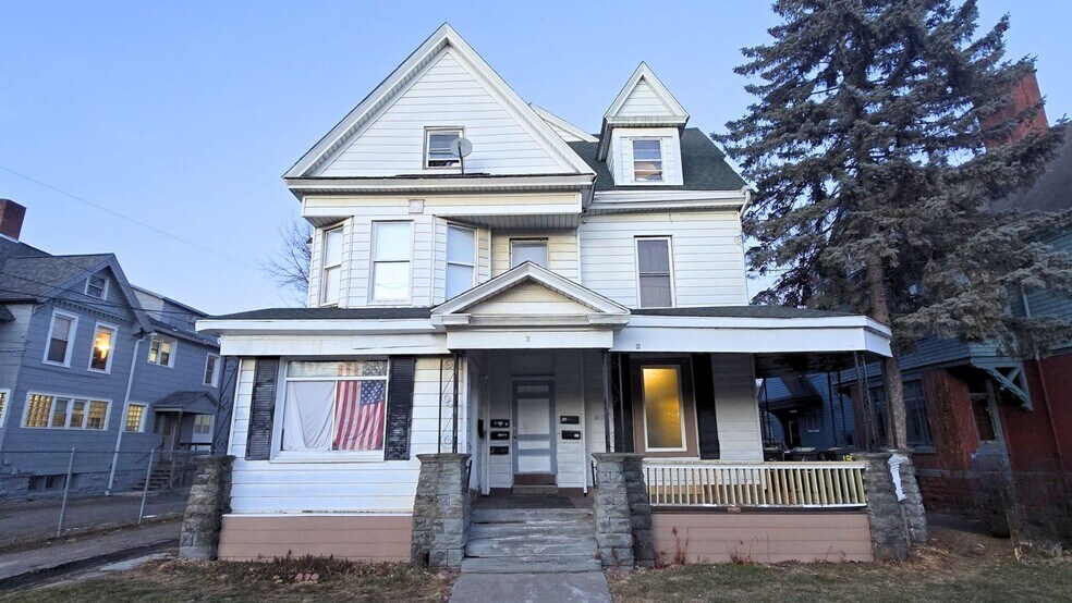 Primary Photo Of 132 Main St, Binghamton Apartments For Sale