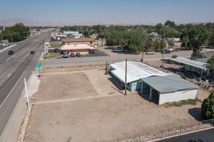 More Photos Of 15 W Main St, Green River Freestanding For Sale