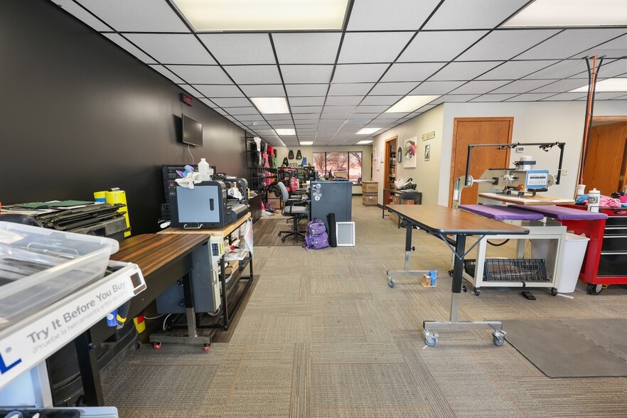 More Photos Of 20 S 32nd Ave S, Saint Cloud Office For Sale