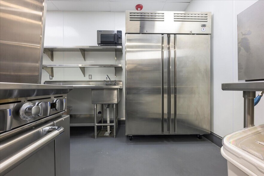 More Photos Of 185 N Lena St, Ridgway General Retail For Sale