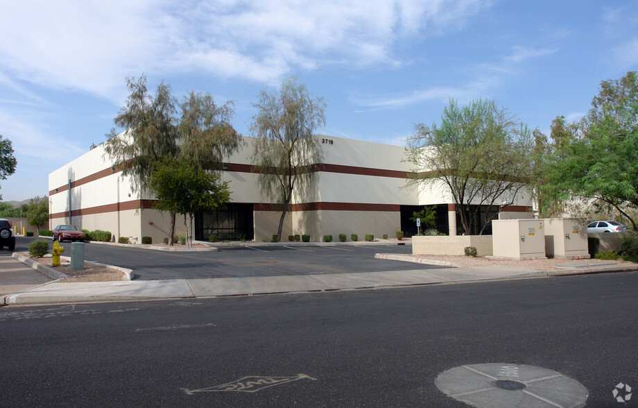 Primary Photo Of 3719 E La Salle St, Phoenix Industrial For Sale