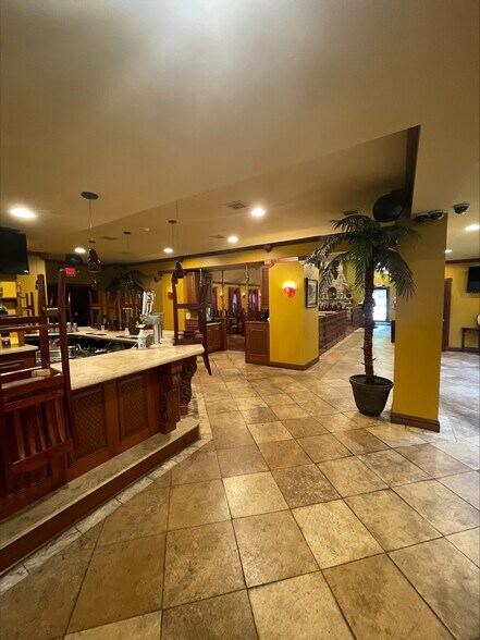 More Photos Of 2619 Hill Rd, Reading Restaurant For Sale