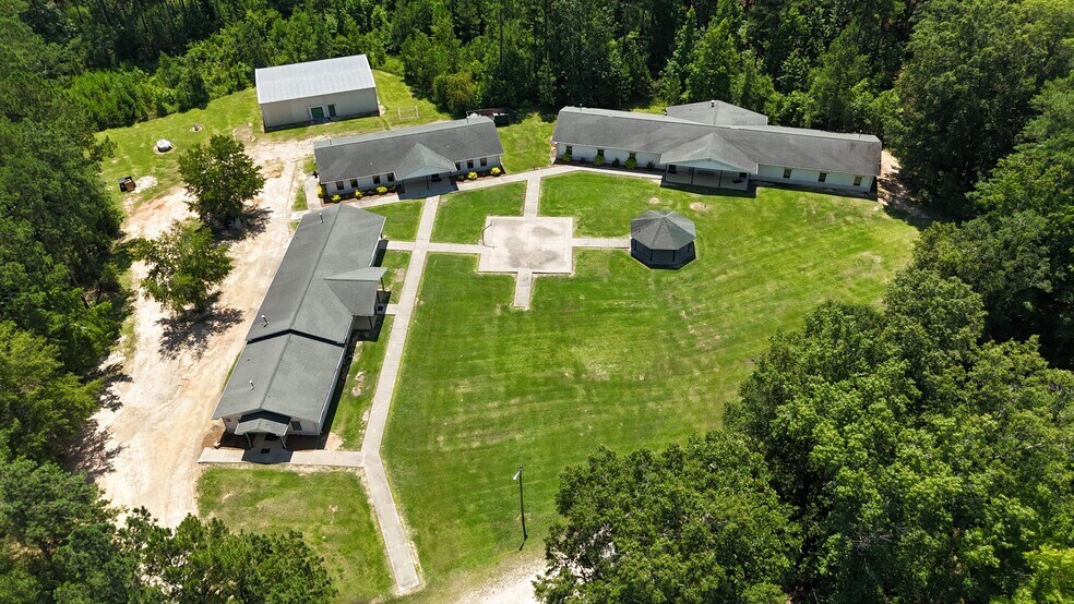 More Photos Of 626 Old River Rd, Sylvania Manufacturing For Sale