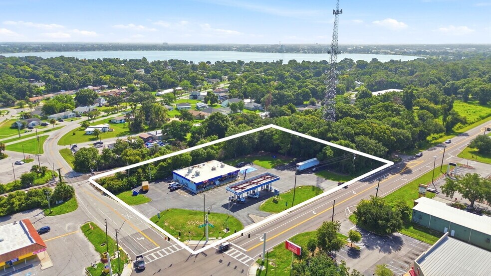 More Photos Of 2590 Recker Hwy, Winter Haven Service Station For Sale