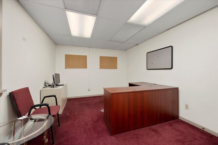 More Photos Of 1660 Champlin Ave, Utica Office Residential For Sale