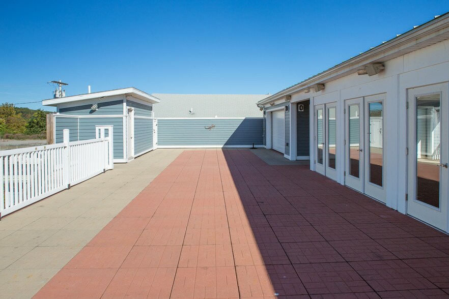 More Photos Of 7 Main St, Catskill General Retail For Sale