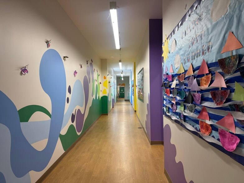 More Photos Of 19436 Ventura Blvd, Tarzana Daycare Center For Lease