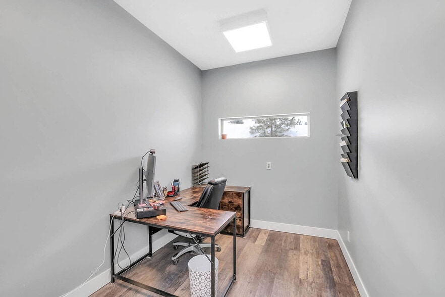 More Photos Of 105 E Jacob St, Mccall Service For Sale