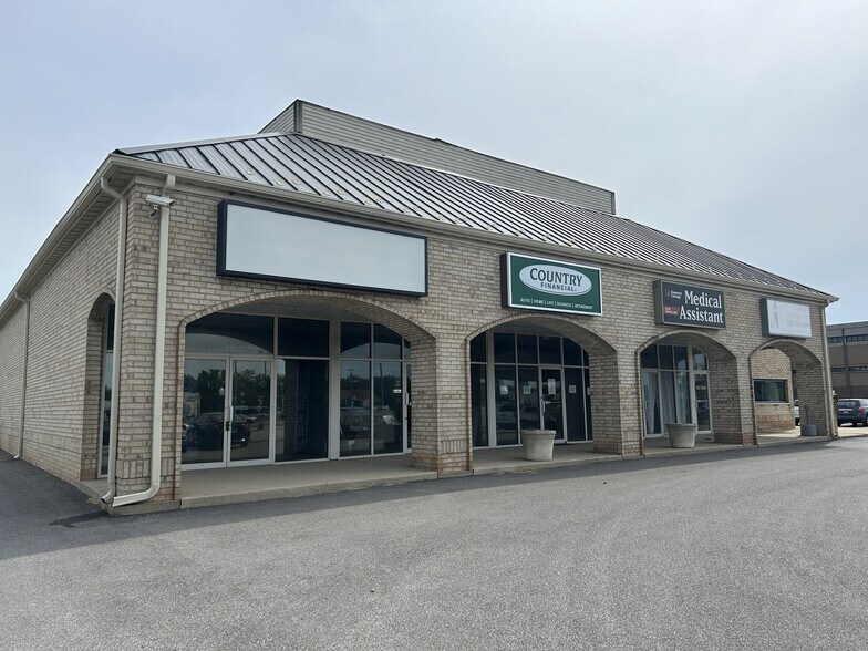 More Photos Of 8101 Polo Club Dr, Merrillville Storefront For Lease