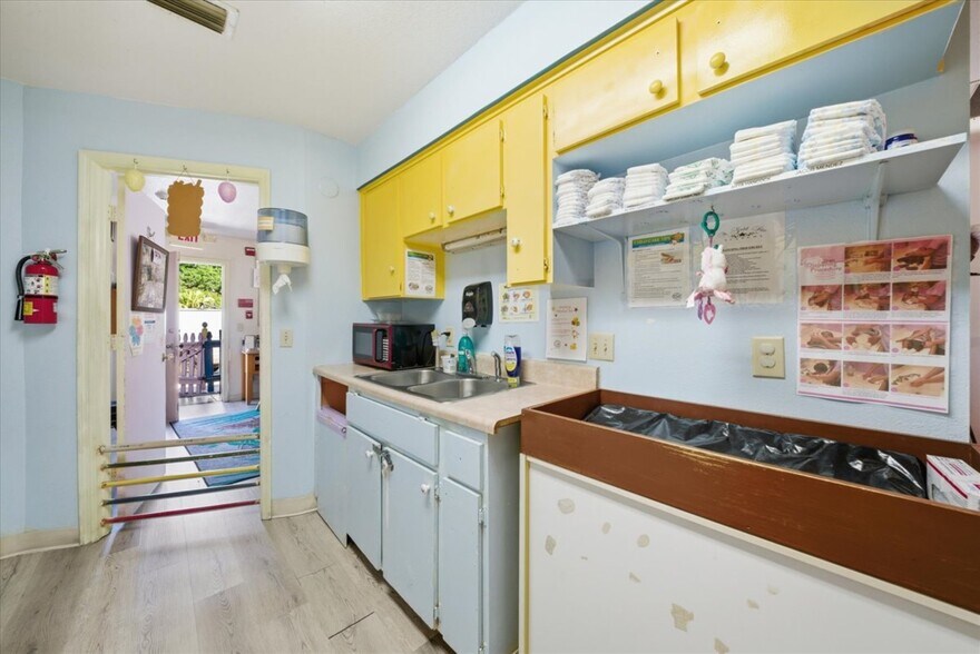 More Photos Of 1330 Knox McRae Dr, Titusville Schools For Sale