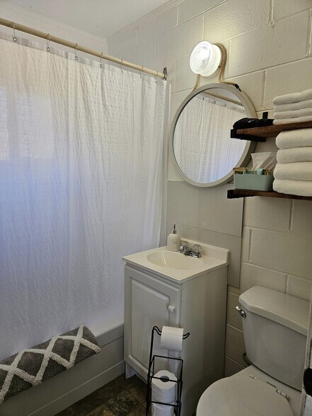 More Photos Of 9717 Army Camp Rd, Lambton Shores Freestanding For Sale