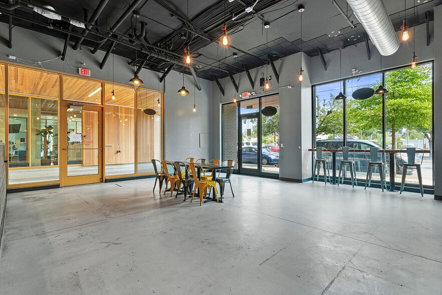 More Photos Of 5005 SE 72nd Ave, Portland Apartments For Lease