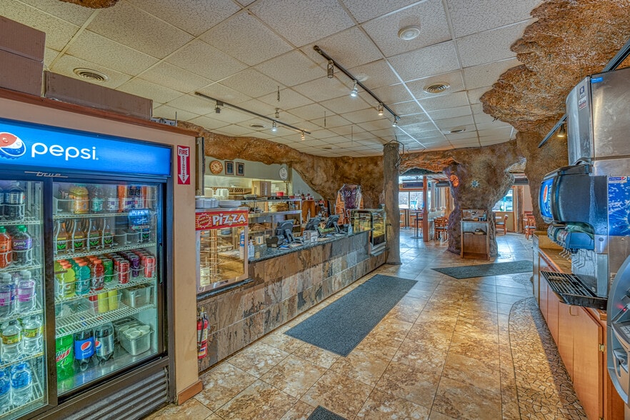 More Photos Of 45 Hanover St, Lebanon Restaurant For Lease