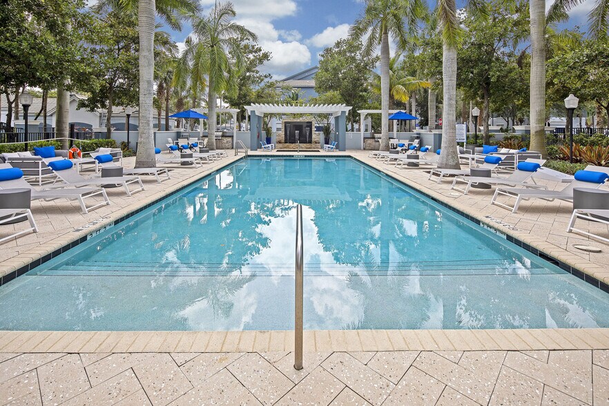 More Photos Of 3880 W Broward Blvd, Fort Lauderdale Apartments For Lease