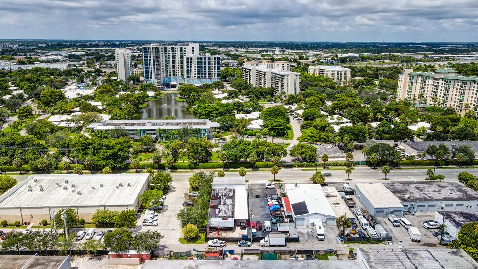More Photos Of 530 S Dixie Hwy W, Pompano Beach Auto Repair For Sale